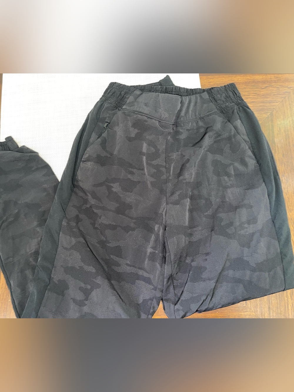 Athleta  Black Camo Women’s Size 2 Athletic Joggers